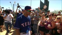 Wilson practices at Rangers spring training