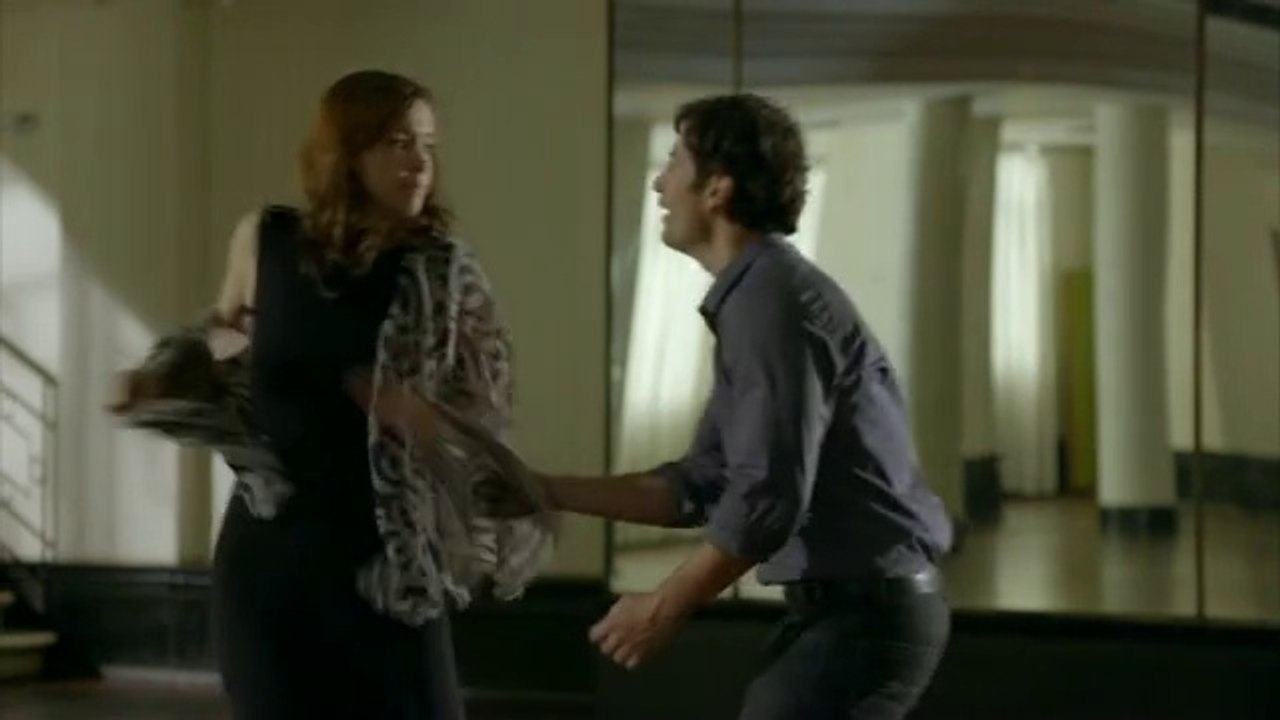 EM FAMÍLIA - Helena e Laerte trocam tapas na cara (03/03/2014)