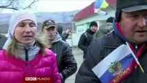 Crimea: soldados rusos sitian base militar