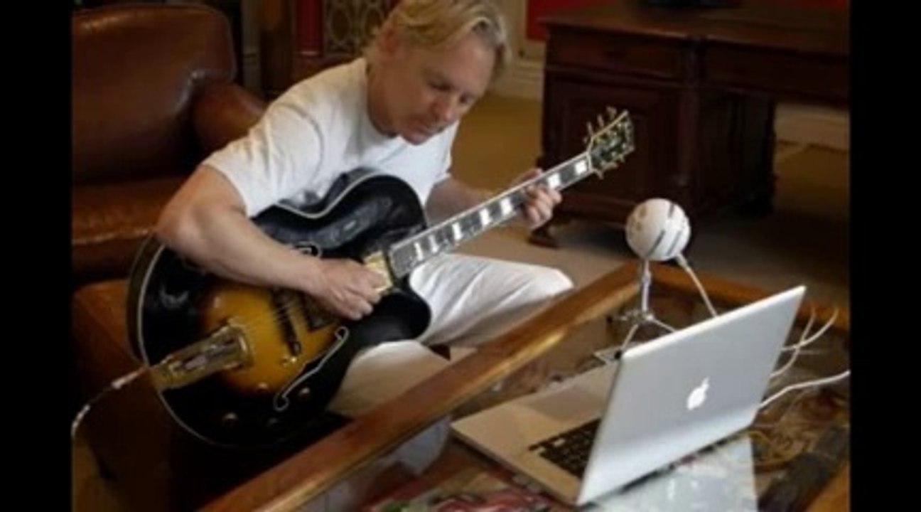 Blue Microphones Snowball iCE Condenser Microphone Review!