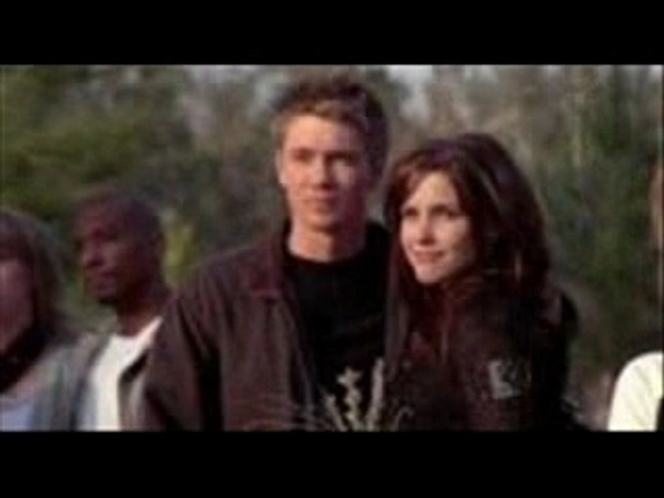 One Tree Hill Brooke rt Lucas