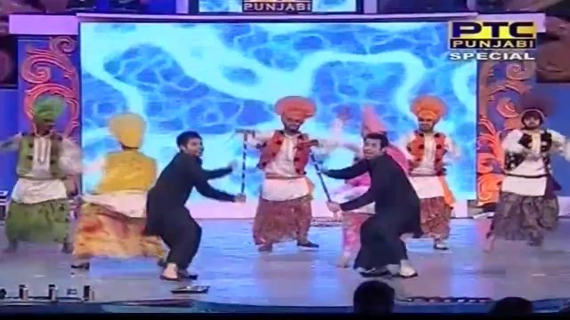 Binnu Dhillon & Amrinder Gill performance at PTC Film Awards 2014