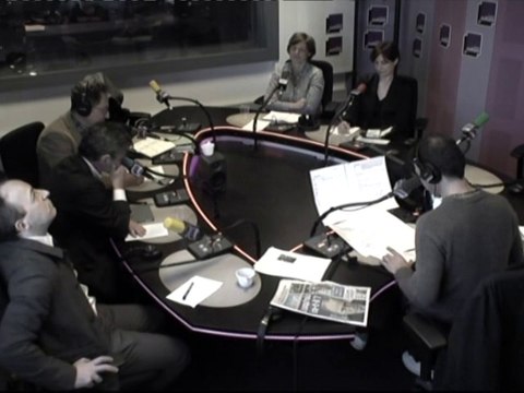 Les Matins - Russie: Poutine montre ses muscles