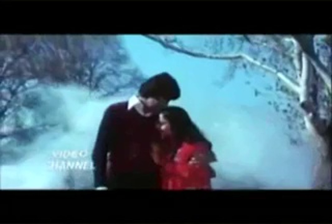 MUKESH - Kabhi Kabhi Mere Dil Mein Khayal Aata Hai - KABHI KABHI - Video Dailymotion
