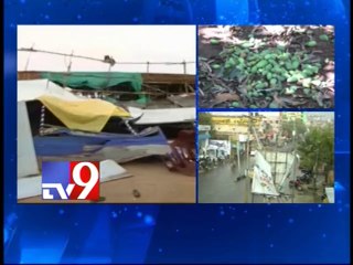 Heavy winds, rains lash Anantapur