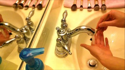 How To Clean Your Dirty Makeup Brushes