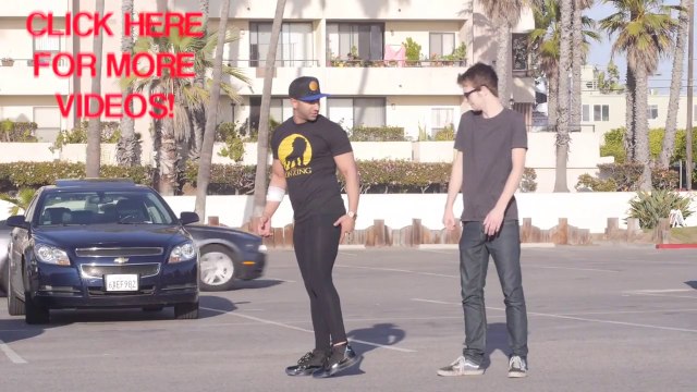 A guy wearing YOGA PANTS like a girl! Hilarious PRANK!