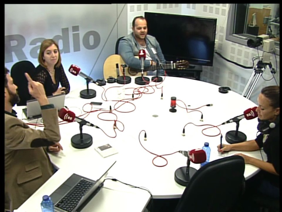 Dieter Brandau entrevista a David Barrull en 'Es la Tarde' - 27/02/14