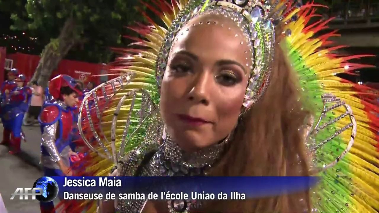 Coulisses du carnaval au Sambodrome de Rio.