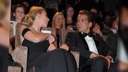 Scarlett Johansson enceinte seulement un mois après ses fiançailles ?