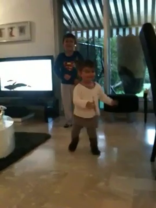 Ma petite danseuse 19 mois !