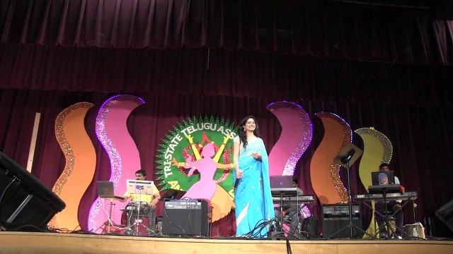 TRI-STATE TELUGU ASSOCIATION:: MELODIOUS MOMENTS: SUNITHA SOLO: OKA THEEYANI PAATA