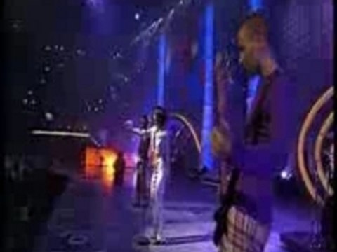 Alizee - L'Alize [Live in Bravo Supersho