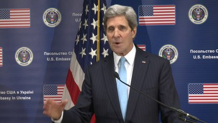 Kerry : la Russie veut un prétexte pour envahir l'Ukraine