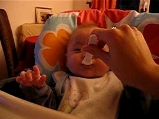 Ruben découvre les légumes en purée