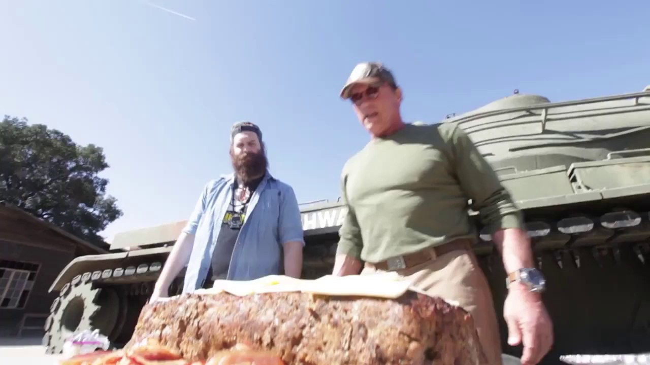 Un repas avec Arnold Schwarzenegger - Sandwich ENORME! Protéines!!!!!