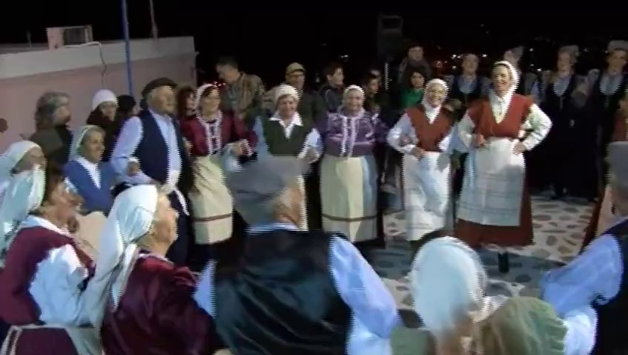 Αναβίωση της τελευταίας αποκριάς των καθολικών στην Άνω Σύρο