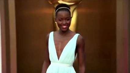 Red Carpet Fashion with Phillip Bloch