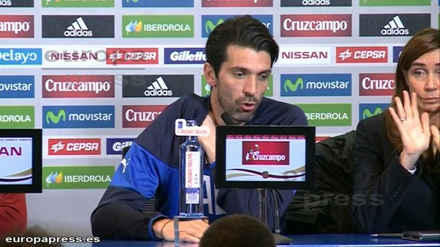 Buffon: Casillas cuando juega siempre lo hace muy bien