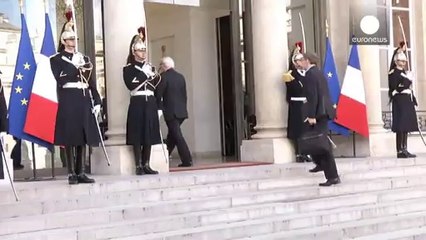 Kerry and Lavrov hold crucial talks over Ukraine in Paris