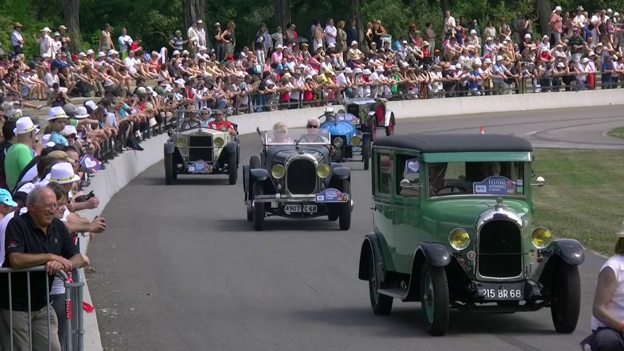 LA PARADE DES ANCETRES