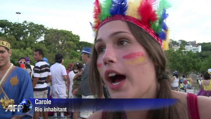 Waste invades the streets of Rio after the Carnival