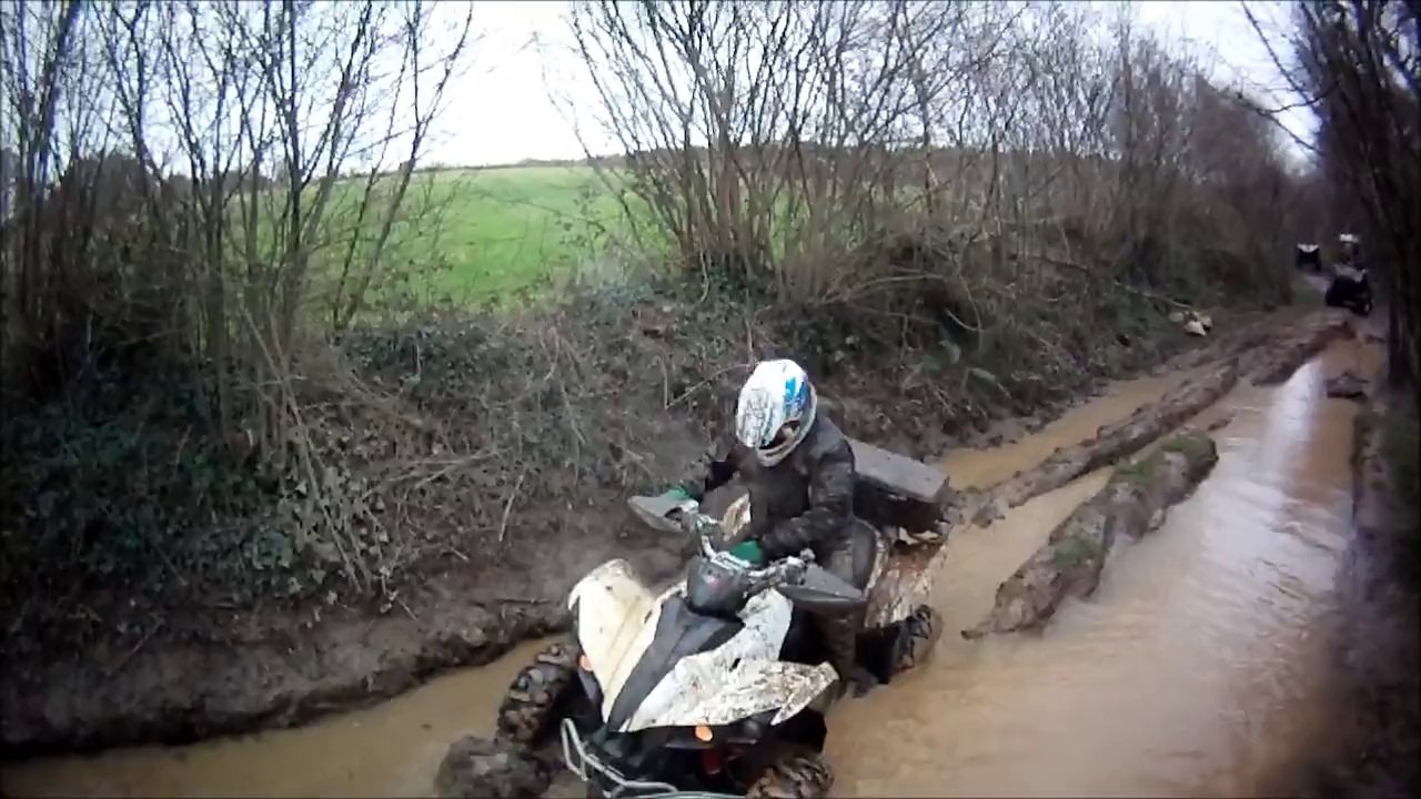Les quadeurs de la hague!!!!   La joggeuse.....