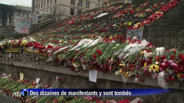 Place Maïdan à Kiev, des mausolées improvisés