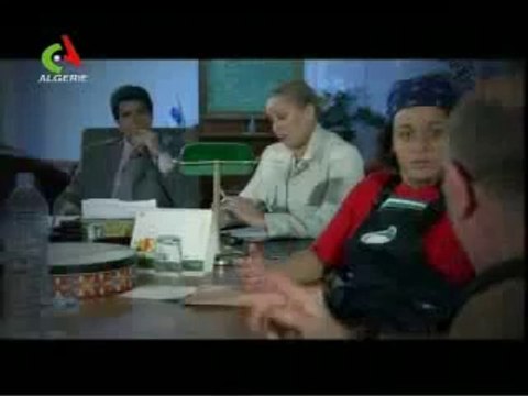 Sketch Algerien - Les travailleurs algériens et Chinois