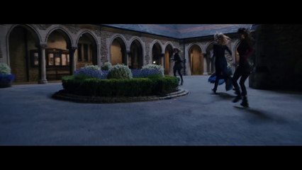 Vampire Academy - Extrait "Psychochien" (VF)
