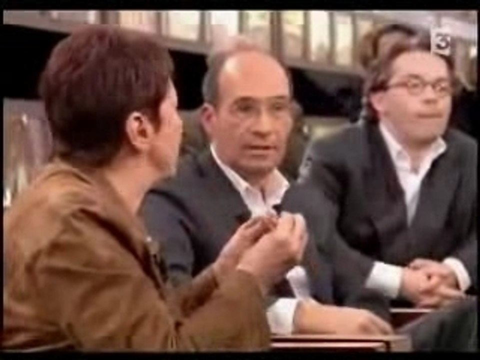 Arlette Laguiller France europe Express