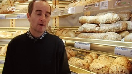 Mousse de pan de centeno con peras al azafrán | Euromaxx