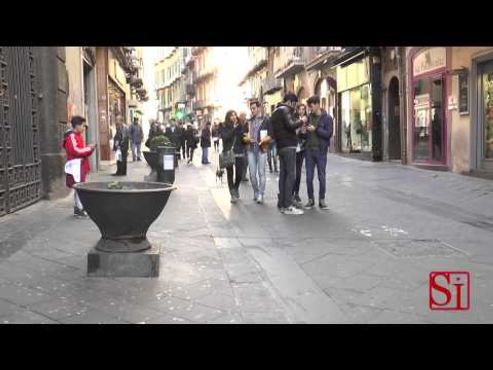 Napoli - Degrado Via Chiaia, l'allarme dei commercianti (05.03.14)
