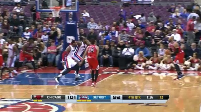 Joakim Noah triple-double face aux Pistons