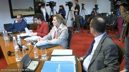 Ferraz ni apoya a Bildu, ni presentará la moción