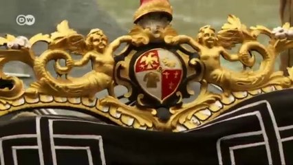 سائق الجندول في البندقية | يوروماكس