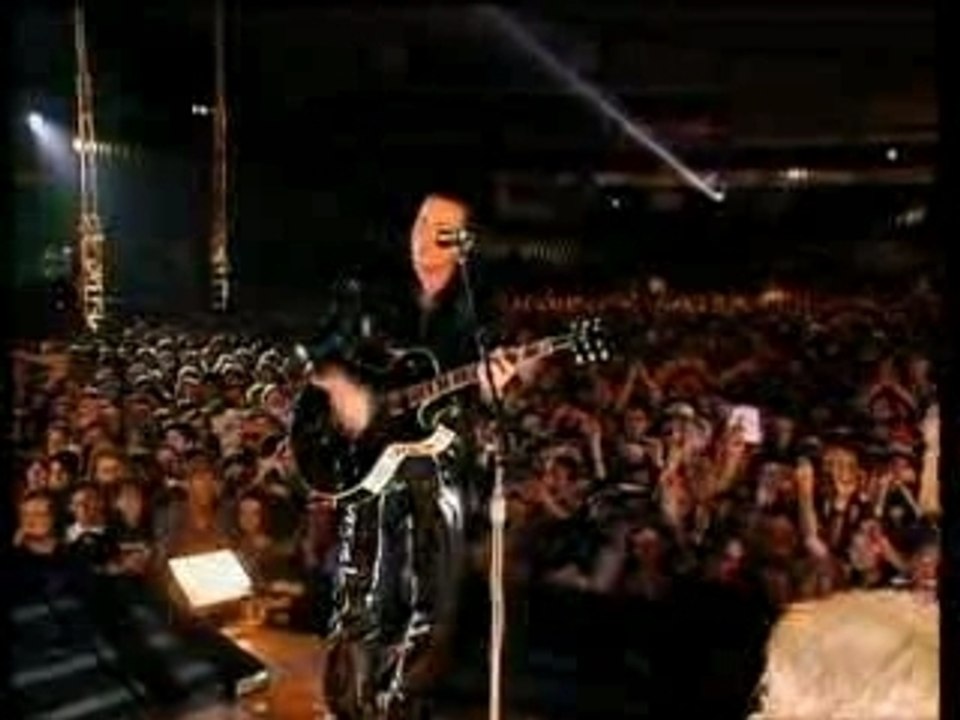 "Stay(Faraway,So Close!)"U2(Live ZOO TV)