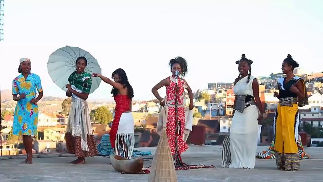 EUSEBIA - Viavy gasy (gasy - malagasy)