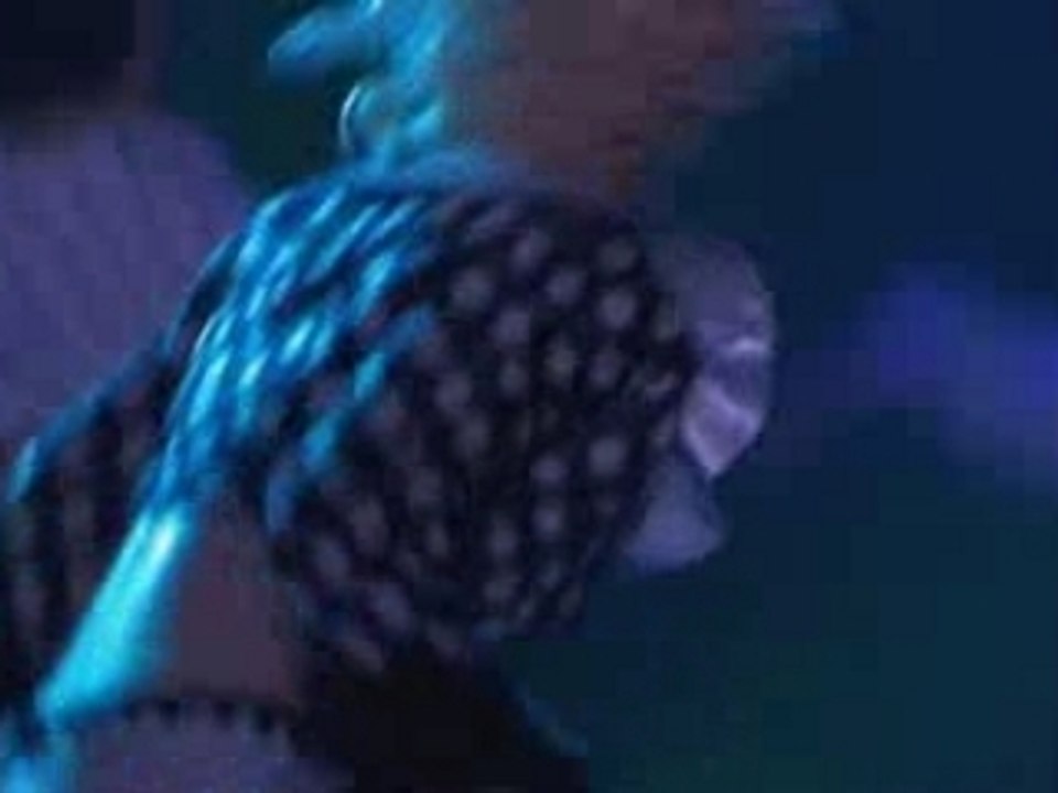 MADONNA Holiday (Live)