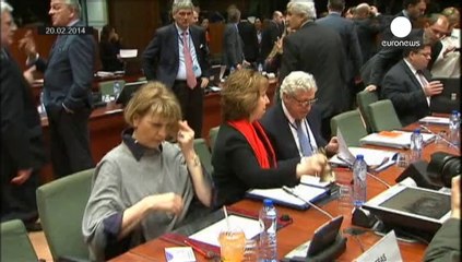 L'UE gèle les avoirs de 18 responsables ukrainiens, dont Ianoukovitch