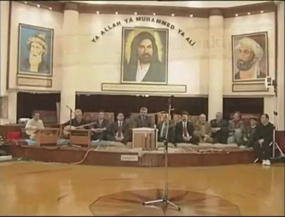 Alevilikte Kur'an alğısıyla emevi kuran alğısı yaşayışı farklı ali rıza uğurlu dede