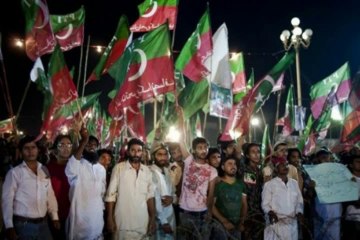 BOLO KON BACHAYE GA PAKISTAN ! HUM SAB MILKAR OR IMRAN KHAN EXLUSIVE VIDEO BY ISF SIALKOT
