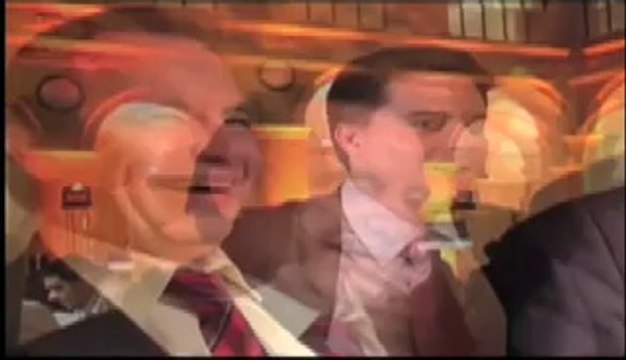 magicien à Paris mariage animation magie pour soirée d'entreprise magie close up séminaire animation table de triche soirée poker pour entreprise magie