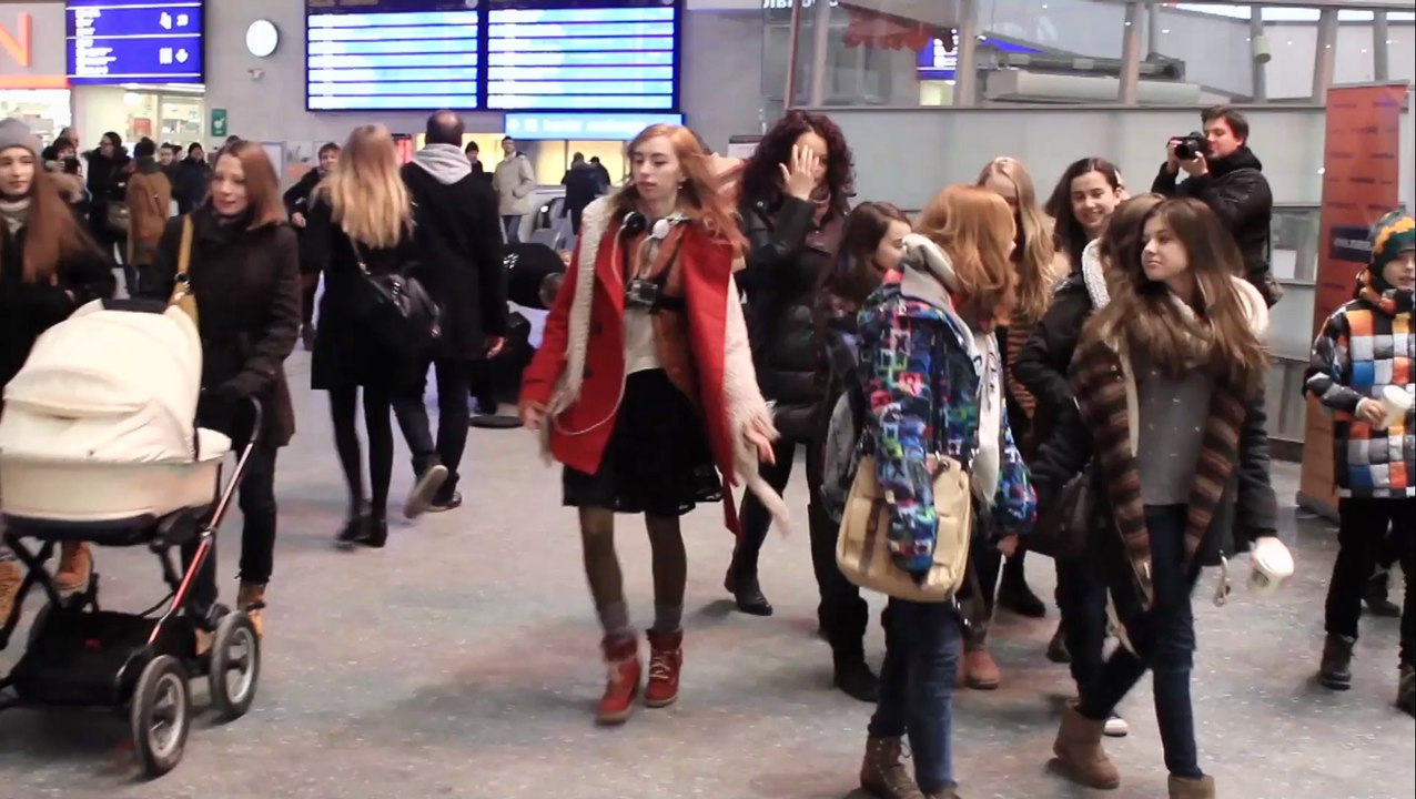 Flash Mob "Say a Little Prayer" Warsaw