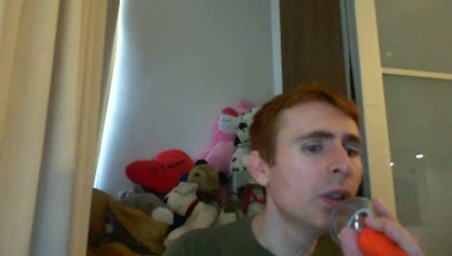 Wiwi égratigne Mélissandre de Francis Lalanne