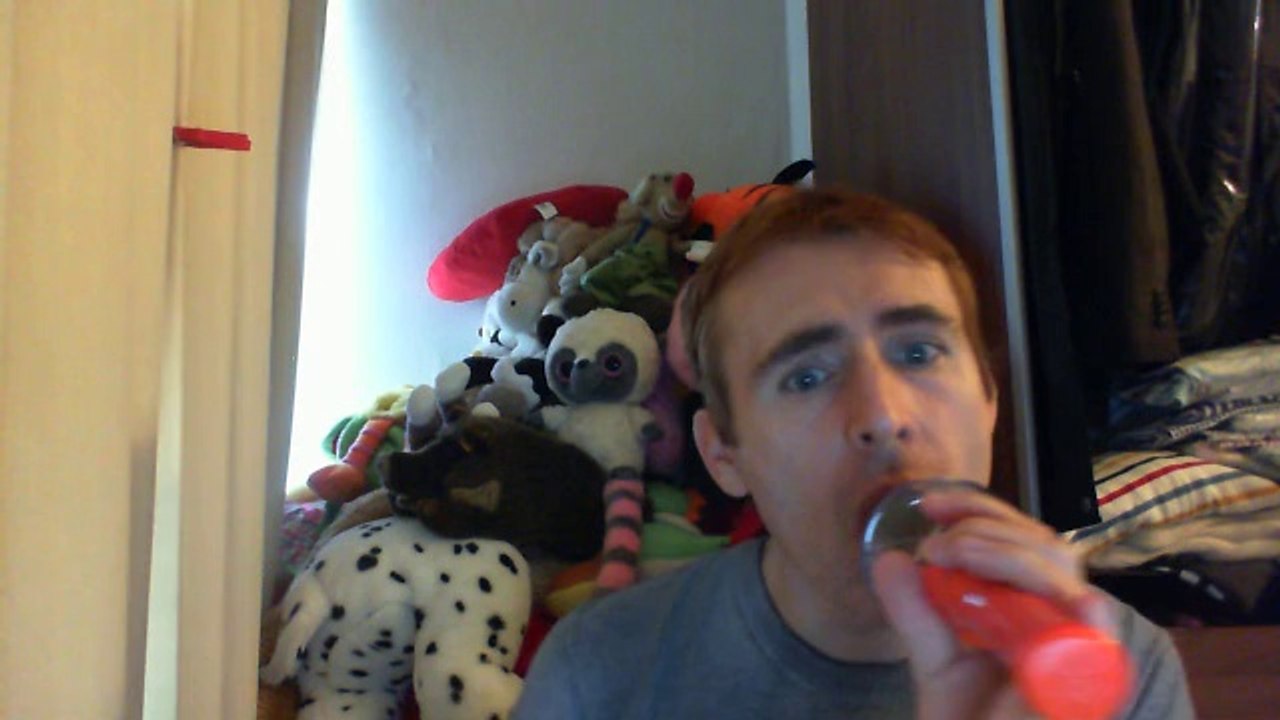 Wiwi égratigne "someone somewhere in summertime" des Simple Minds