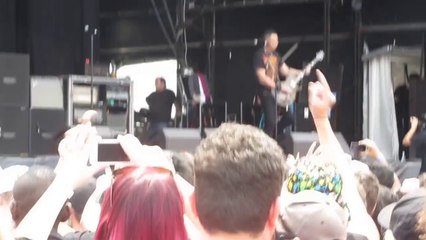 Alter Bridge - Addicted to Pain - Live - Soundwave 2014