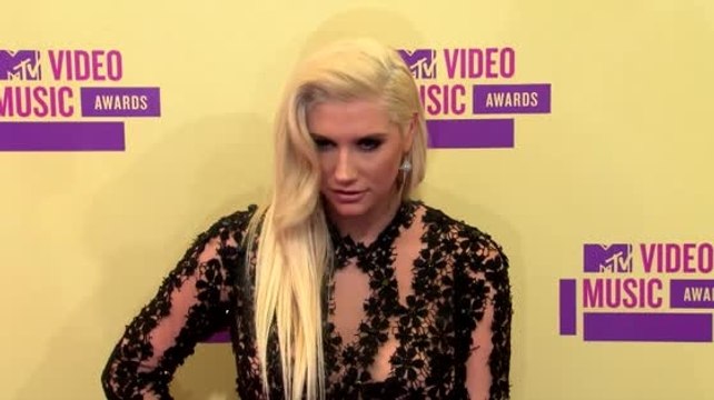 Ke$ha Returns Healthy and Happy After Rehab