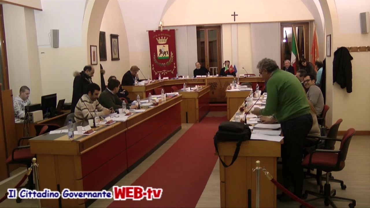 Consiglio comunale 10 febbraio 2014 punti 8 e 9 modifiche regolamenti entrate e tarsu intervento Francioni