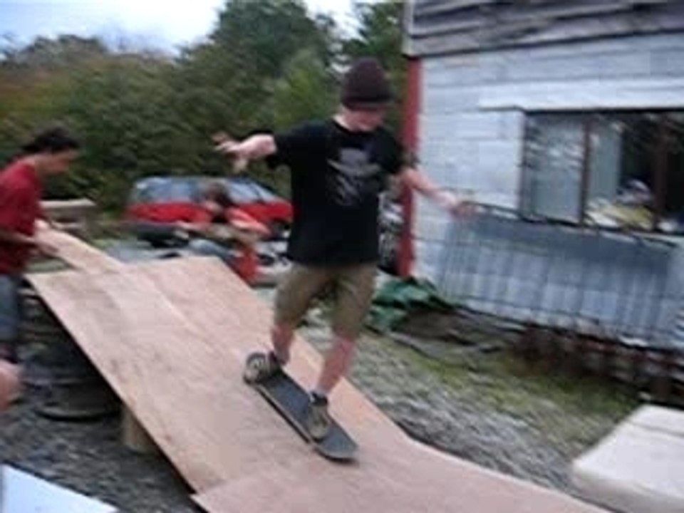 adrien aussi fort en skate quand vtt